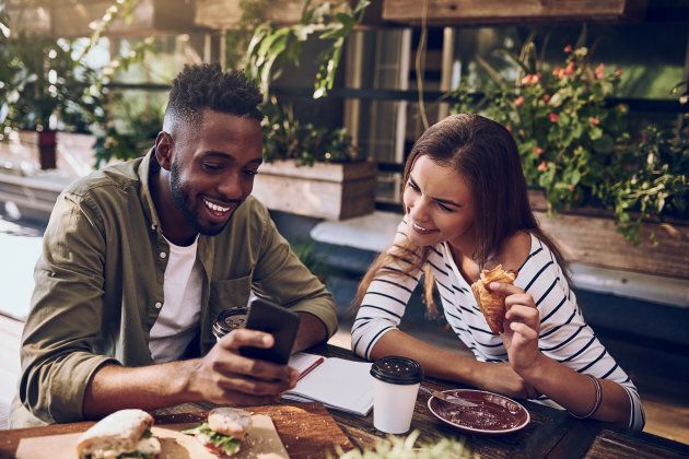 Benefits and drawbacks of AmourMeet