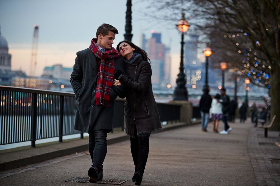 Exactly how does the SofiaDate online dating internet site work?